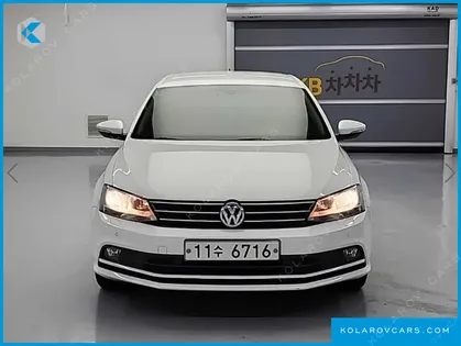 VOLKSWAGEN JETTA 2.0 TDI BLUEMOTION
