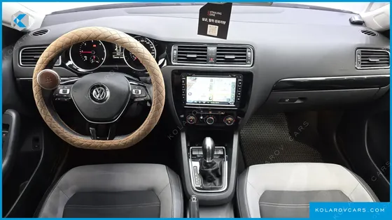 VOLKSWAGEN JETTA 2.0 TDI BLUEMOTION