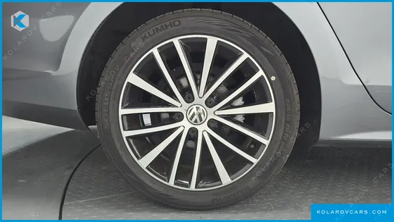 VOLKSWAGEN JETTA 2.0 TDI BLUEMOTION