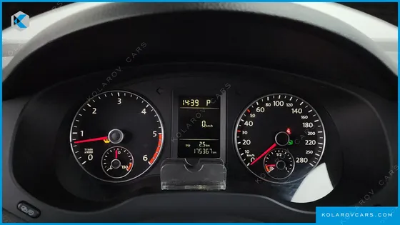 VOLKSWAGEN JETTA 1.6 TDI BLUE MOTION