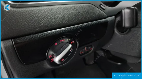 VOLKSWAGEN JETTA 1.6 TDI BLUE MOTION