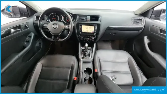 VOLKSWAGEN JETTA 2.0 TDI BLUEMOTION PREMIUM