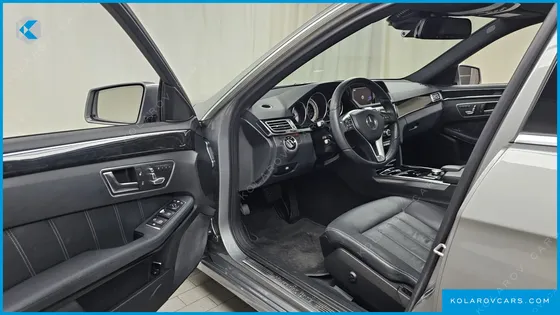 MERCEDES E-CLASS E300 AVANGARD