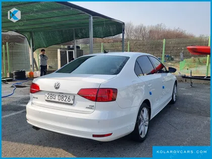 VOLKSWAGEN JETTA 2.0 TDI BLUEMOTION PREMIUM