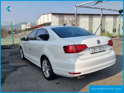 VOLKSWAGEN JETTA 2.0 TDI BLUEMOTION PREMIUM