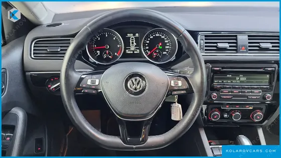 VOLKSWAGEN JETTA 2.0 TDI BLUEMOTION