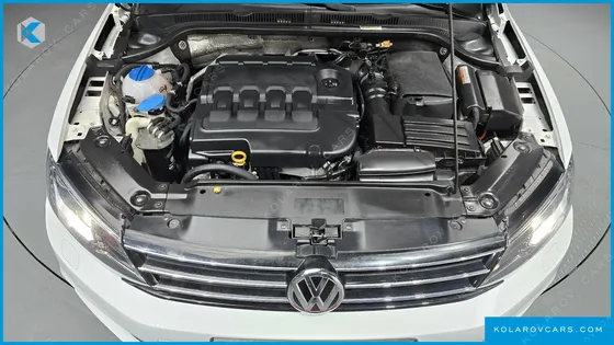 VOLKSWAGEN JETTA 2.0 TDI BLUEMOTION PREMIUM
