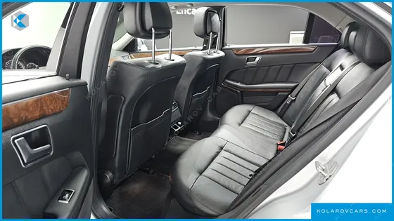 MERCEDES E-CLASS E300 ELEGANCE