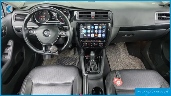 VOLKSWAGEN JETTA 2.0 TDI BLUEMOTION PREMIUM