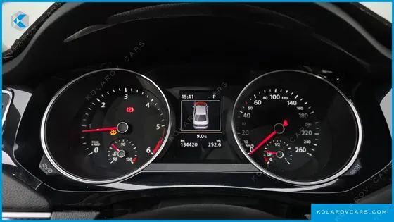 VOLKSWAGEN JETTA 2.0 TDI BLUEMOTION PREMIUM