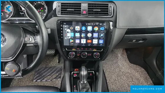 VOLKSWAGEN JETTA 2.0 TDI BLUEMOTION PREMIUM