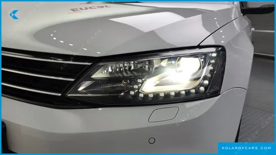VOLKSWAGEN JETTA 2.0 TDI BLUEMOTION PREMIUM