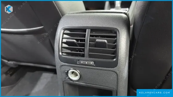 VOLKSWAGEN JETTA 2.0 TDI BLUEMOTION PREMIUM
