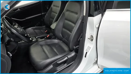 VOLKSWAGEN JETTA 2.0 TDI BLUEMOTION PREMIUM