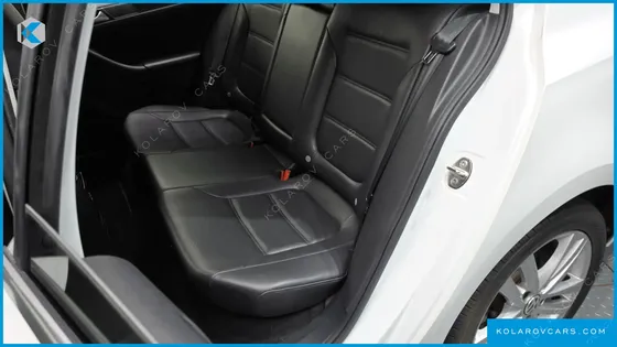 VOLKSWAGEN JETTA 2.0 TDI BLUEMOTION PREMIUM