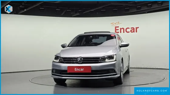 VOLKSWAGEN JETTA 2.0 TDI BLUEMOTION PREMIUM