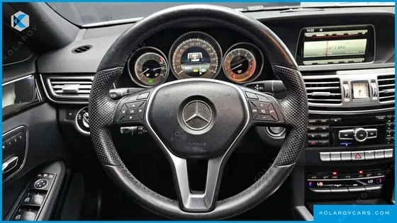 MERCEDES E-CLASS E300 4MATIC AVANTGARDE