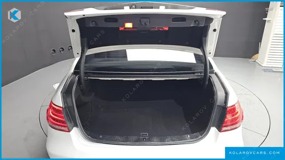 MERCEDES E-CLASS E300 4MATIC AVANTGARDE