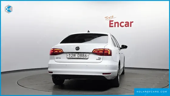 VOLKSWAGEN JETTA 2.0 TDI BLUEMOTION PREMIUM