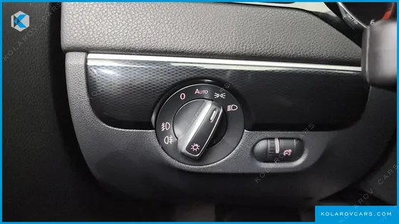 VOLKSWAGEN JETTA 2.0 TDI BLUEMOTION PREMIUM