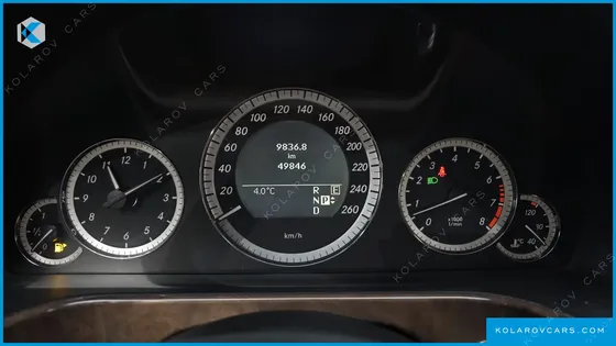 MERCEDES E-CLASS E300 ELEGANCE
