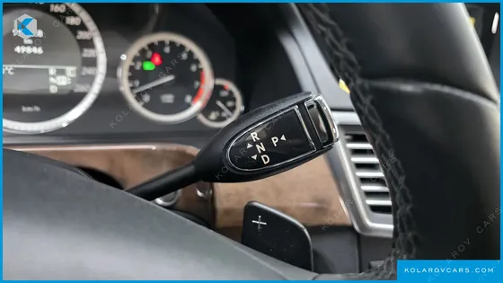MERCEDES E-CLASS E300 ELEGANCE