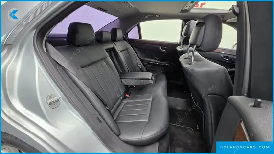 MERCEDES E-CLASS E300 ELEGANCE