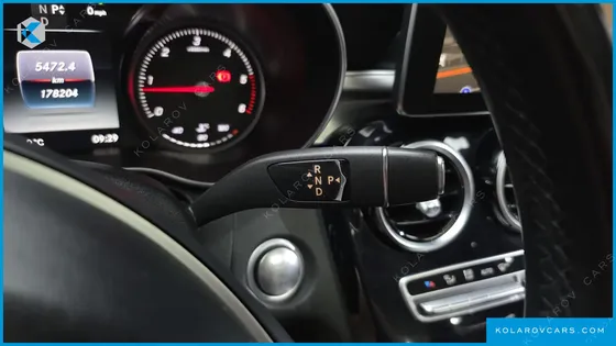 MERCEDES C-CLASS C220 D AVANTGARDE