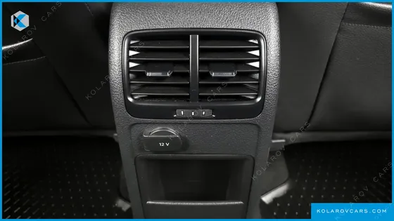 VOLKSWAGEN JETTA 2.0 TDI BLUEMOTION PREMIUM