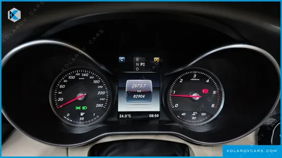 MERCEDES C-CLASS C220 D AVANTGARDE
