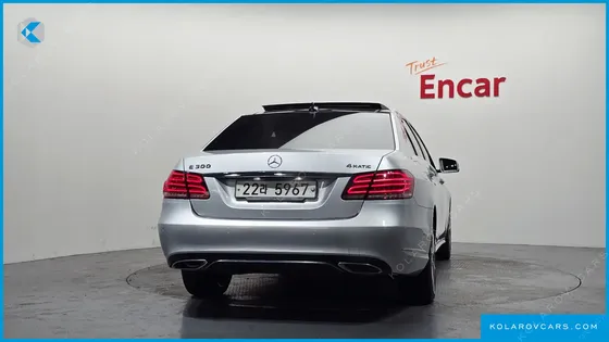 MERCEDES E-CLASS E300 4MATIC AVANTGARDE