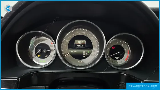 MERCEDES E-CLASS E300 4MATIC AVANTGARDE
