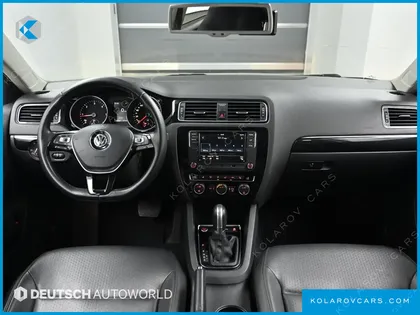 VOLKSWAGEN JETTA 2.0 TDI BLUEMOTION PREMIUM
