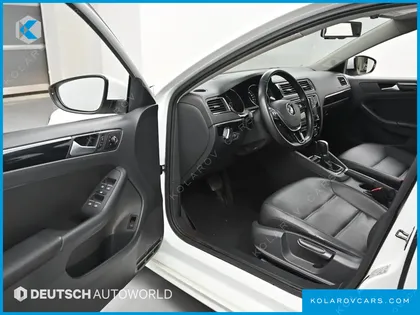 VOLKSWAGEN JETTA 2.0 TDI BLUEMOTION PREMIUM