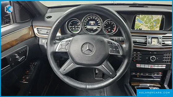 MERCEDES E-CLASS E300 AVANGARD