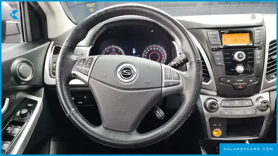 KGM - SSANGYONG KORANDO 2.2 RX 2WD