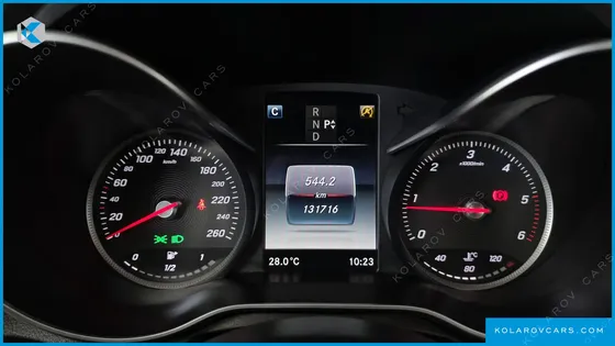 MERCEDES C-CLASS C220 D AVANTGARDE