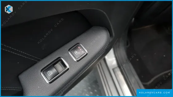 MERCEDES E-CLASS E300 4MATIC AVANTGARDE