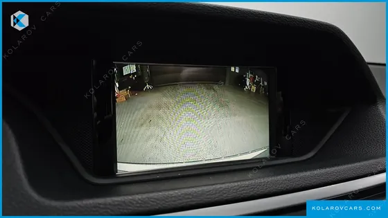 MERCEDES E-CLASS E300 AVANGARD