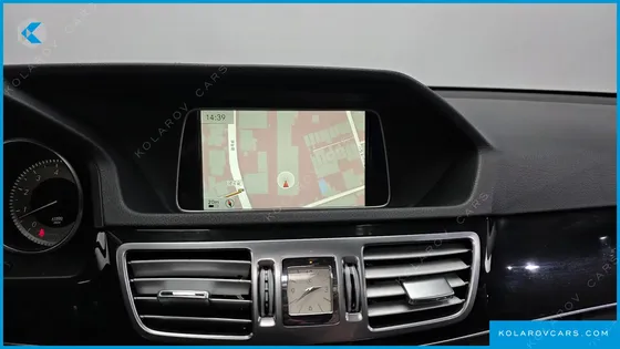 MERCEDES E-CLASS E300 AVANGARD