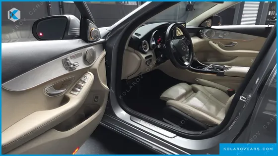MERCEDES C-CLASS C220 D AVANTGARDE