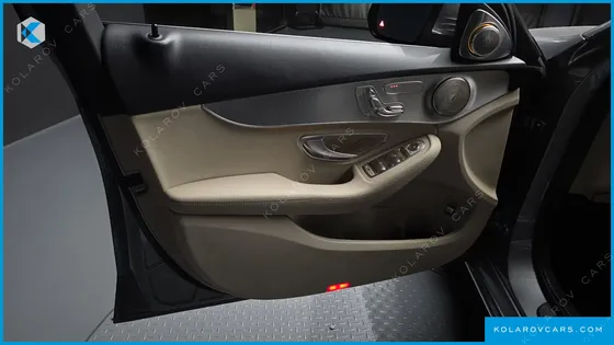 MERCEDES C-CLASS C220 D AVANTGARDE