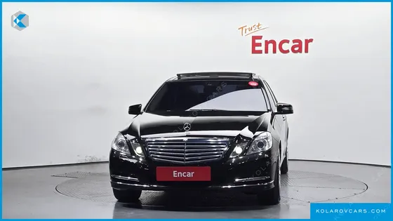 MERCEDES E-CLASS E300 ELEGANCE