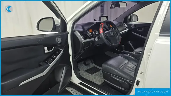 KGM - SSANGYONG KORANDO 2.2 RX 2WD