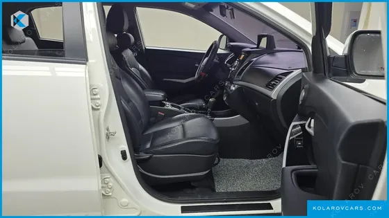 KGM - SSANGYONG KORANDO 2.2 RX 2WD