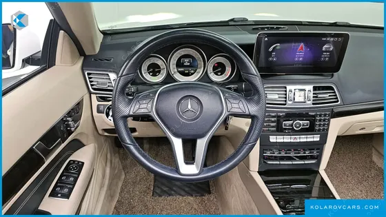MERCEDES E-CLASS E200 CABRIOLET