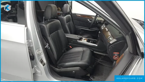 MERCEDES E-CLASS E300 ELEGANCE