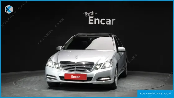 MERCEDES E-CLASS E300 ELEGANCE