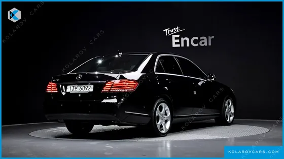 MERCEDES E-CLASS E300 ELEGANCE