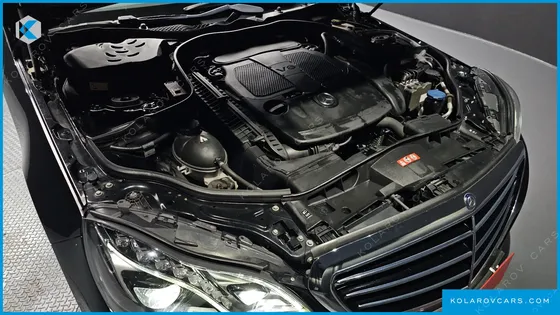 MERCEDES E-CLASS E300 ELEGANCE
